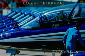 FRECCE TRICOLORI (Pattuglia Aerea Acrobatica Nazionale Italiana) - TRICOLORED ARROWS (Italian Air Force Acrobatic Squad)